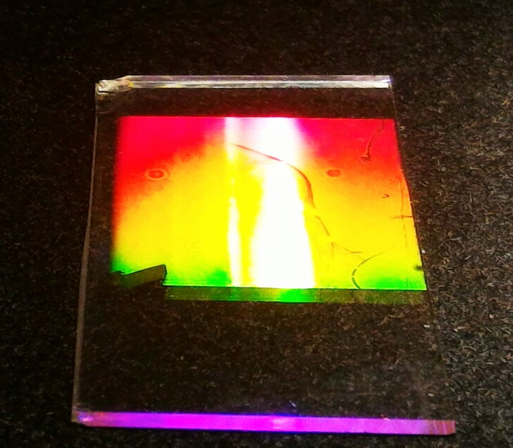 FMNT Laser réalisé en optique intégrée sur verre